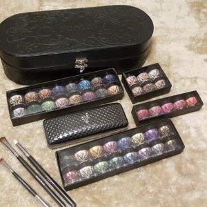 Younique's Makeup Kit $300 Value
